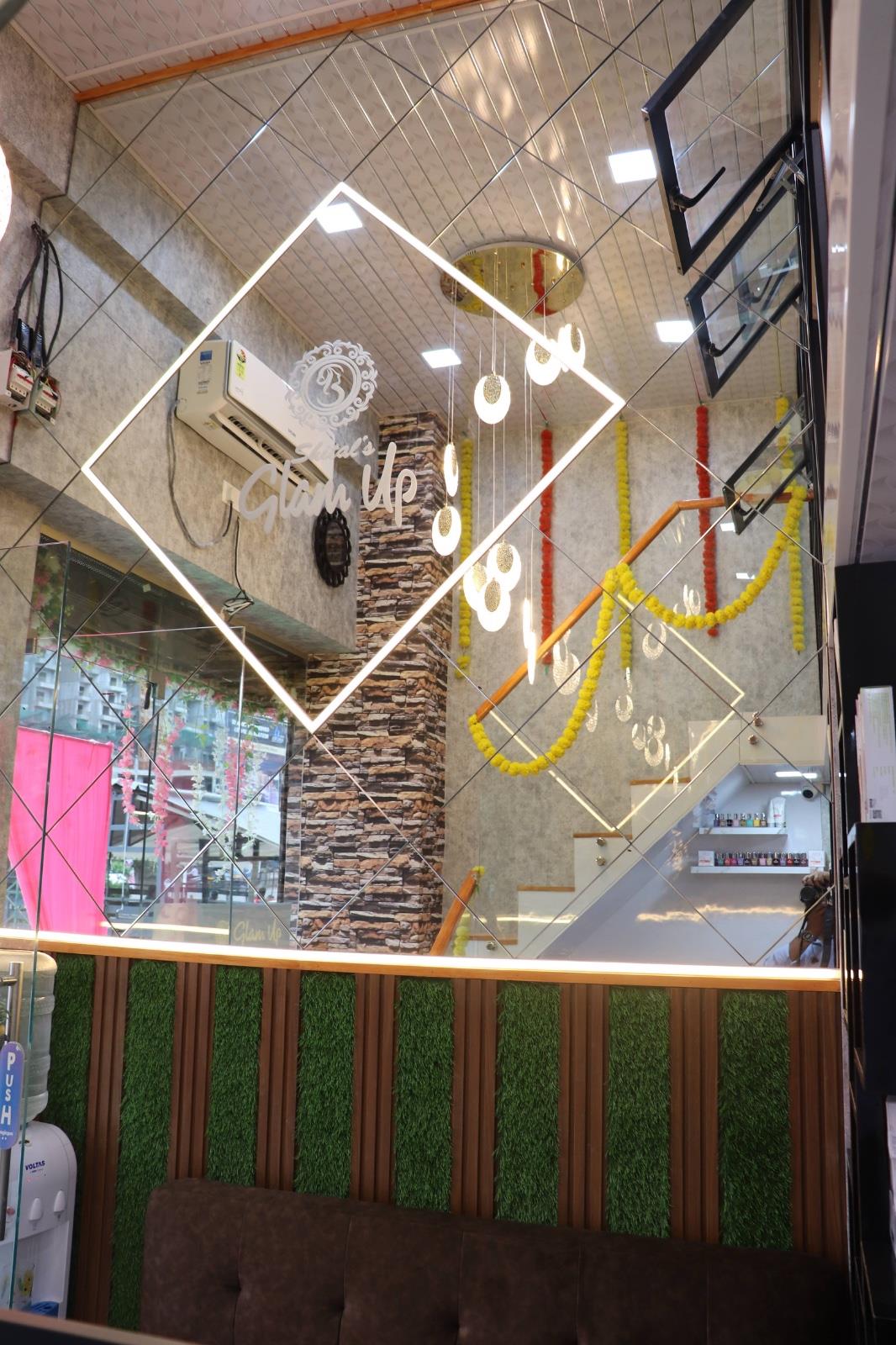 GlamUp Salon illuminated mirror feature wall and staircase
